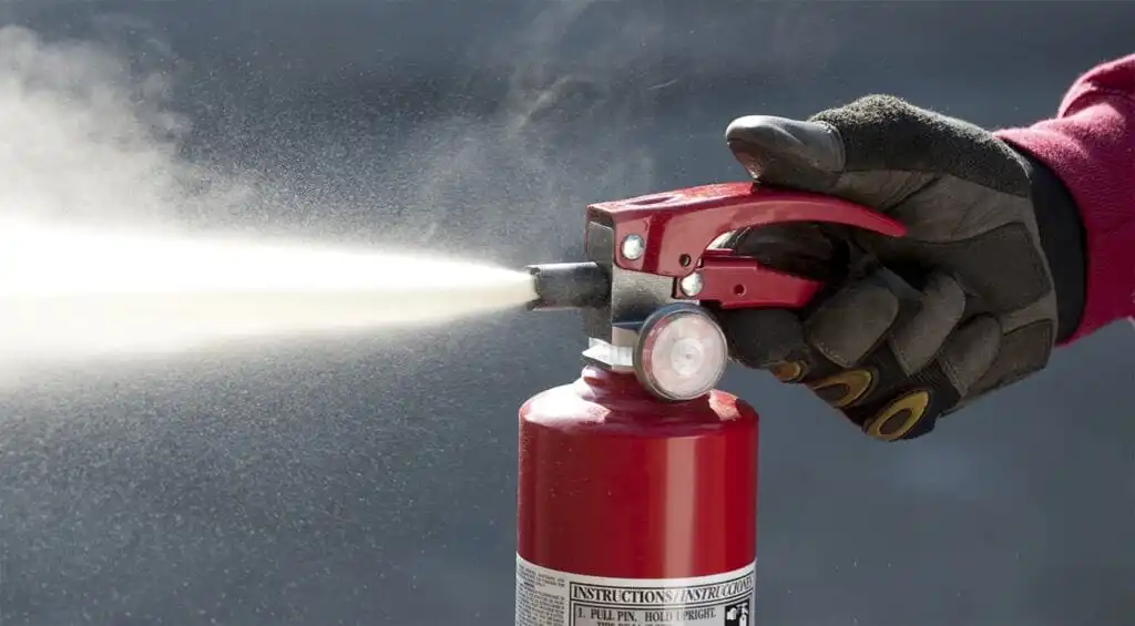 manutenzione estintori collaudo revisione normativa controlli